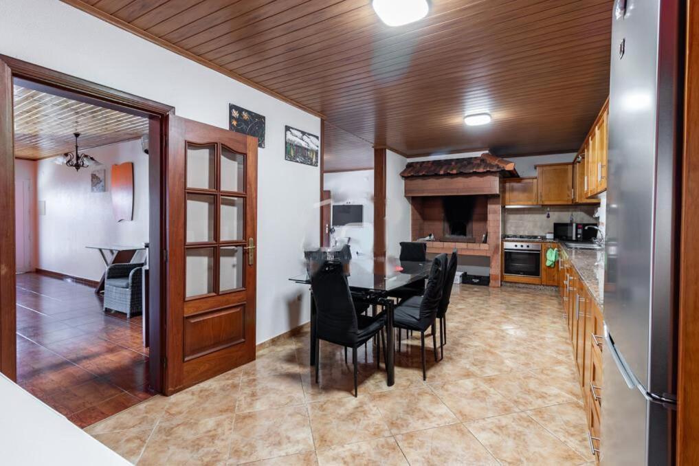 Casa Central - Peceful Mountain Retreat In Calheta Ribeira do Raposo ภายนอก รูปภาพ
