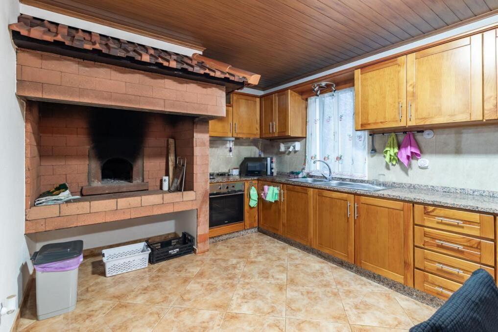 Casa Central - Peceful Mountain Retreat In Calheta Ribeira do Raposo ภายนอก รูปภาพ