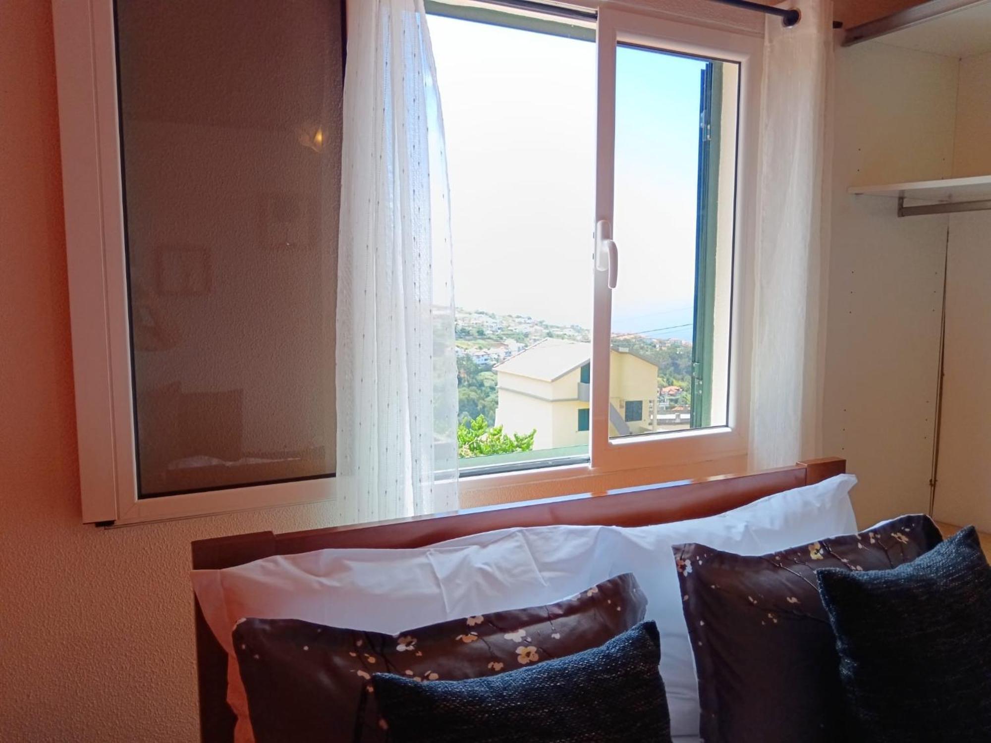 Casa Central - Peceful Mountain Retreat In Calheta Ribeira do Raposo ภายนอก รูปภาพ
