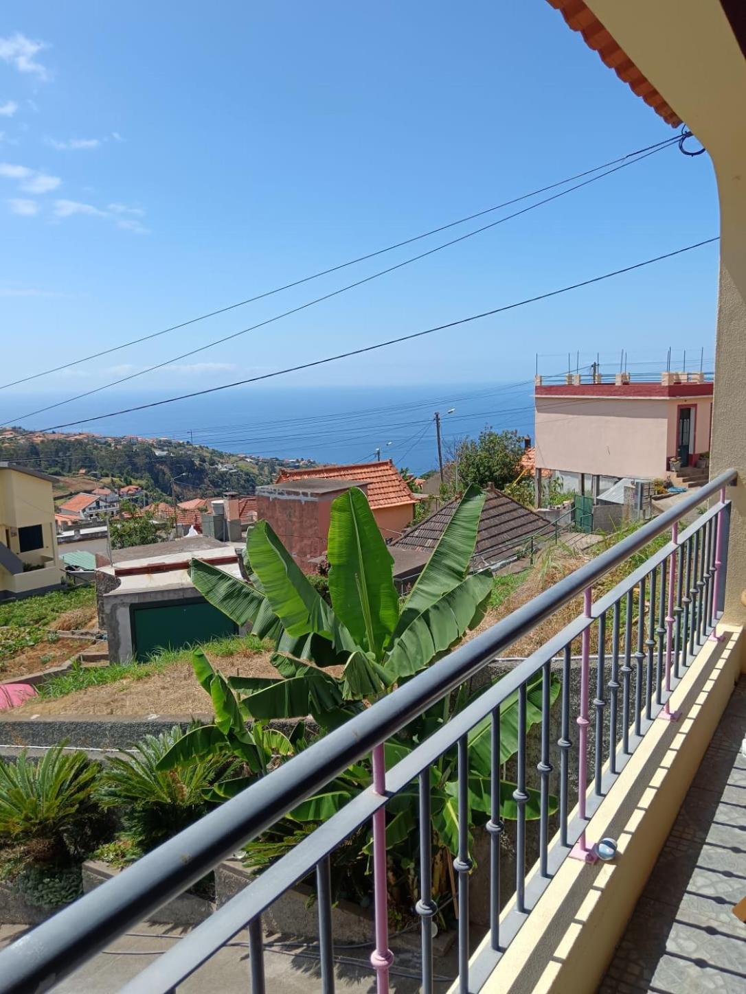 Casa Central - Peceful Mountain Retreat In Calheta Ribeira do Raposo ภายนอก รูปภาพ