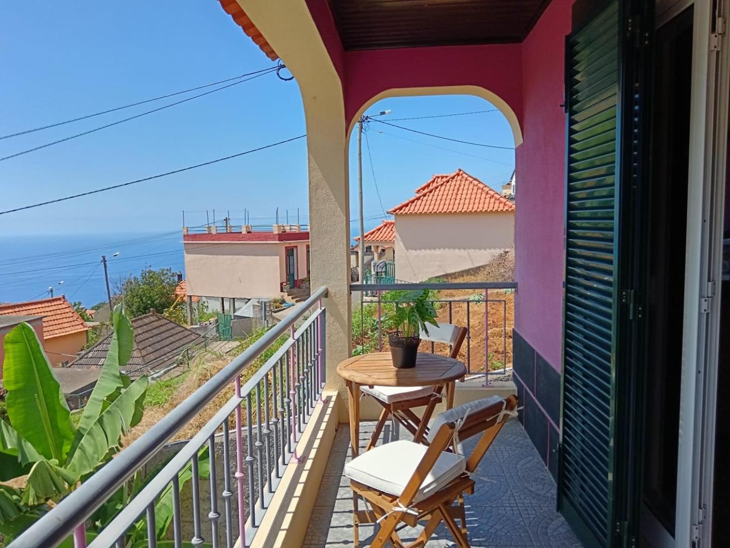 Casa Central - Peceful Mountain Retreat In Calheta Ribeira do Raposo ภายนอก รูปภาพ